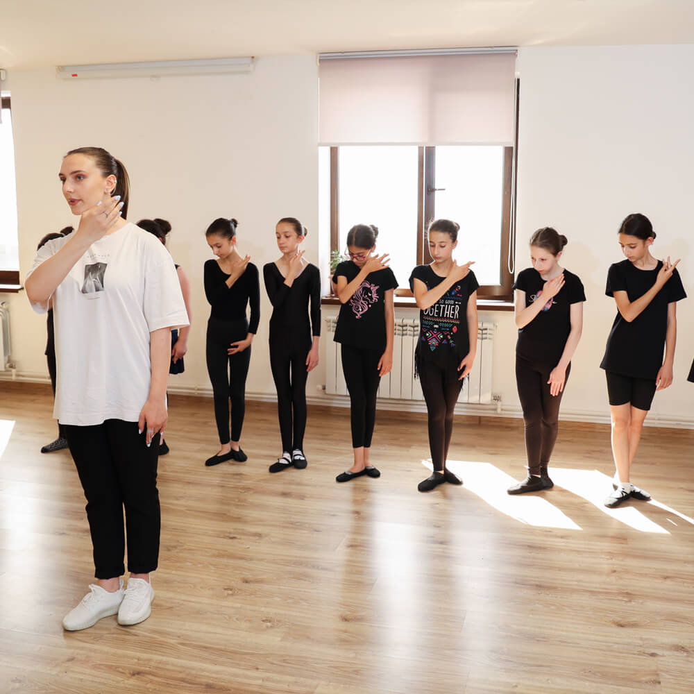OGHAK NGO Courses Yoga, Fitness, Zumba, Dance 22