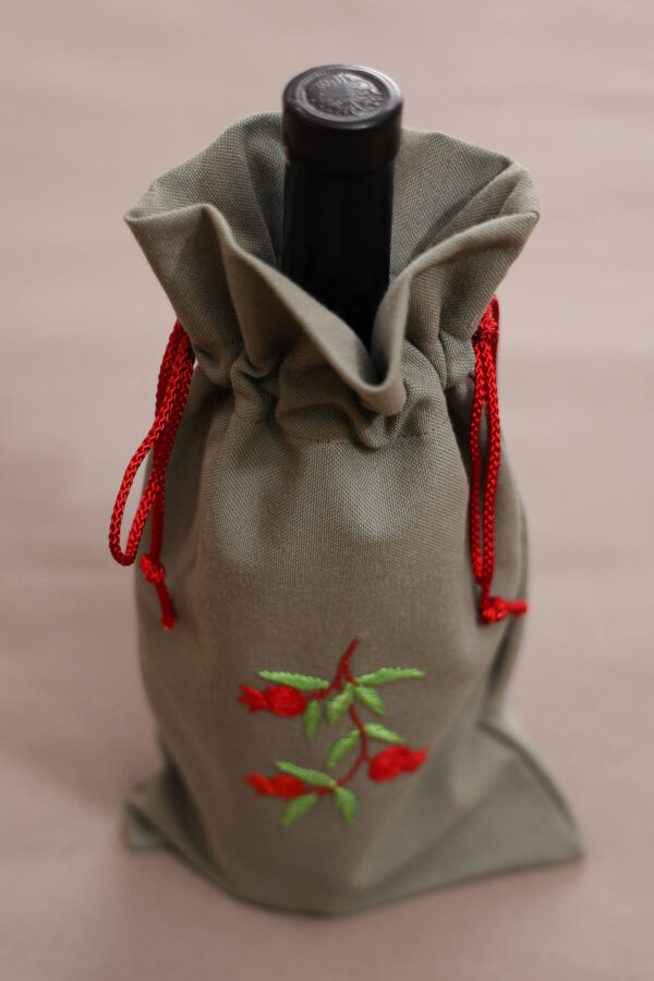 Drawstring Wine Bag with Embroidery