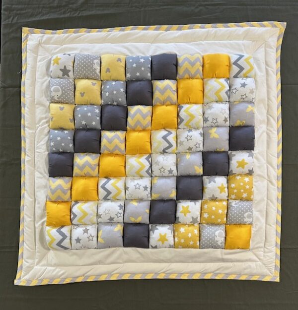 Play Mat «Poof-Poof»